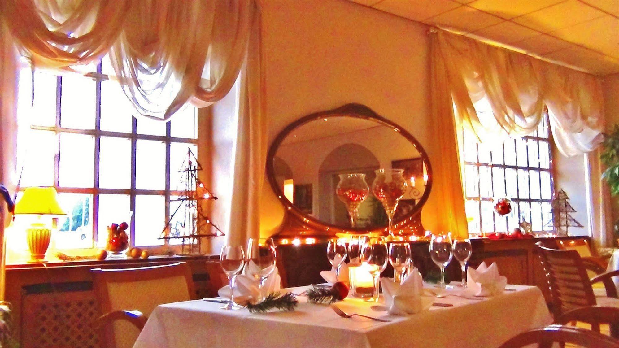 Bach Hotel Porta Westfalica Extérieur photo